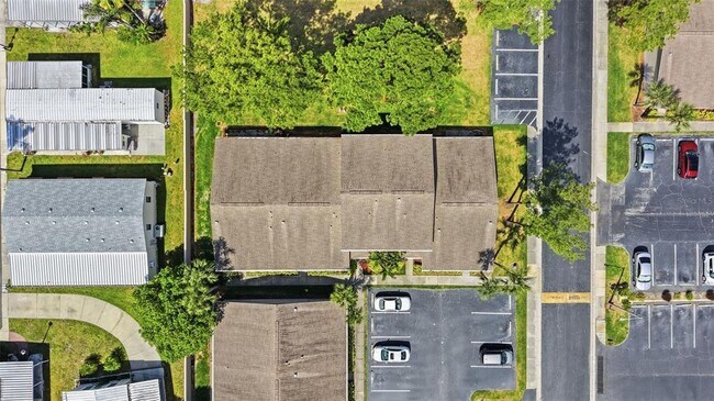 Building Photo - 2131 Ridge Rd S