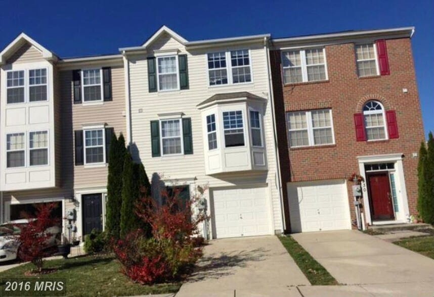 Building Photo - 328 Kestrel Dr