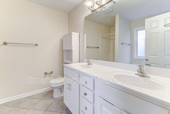 Building Photo - 105 Southern Magnolia Ct