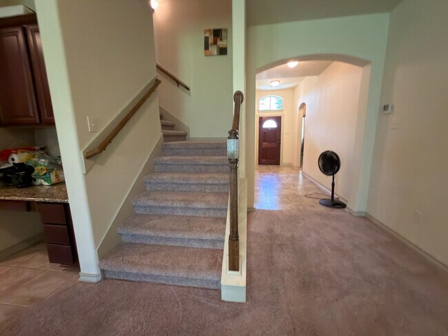 Building Photo - 3419 Selene Dr