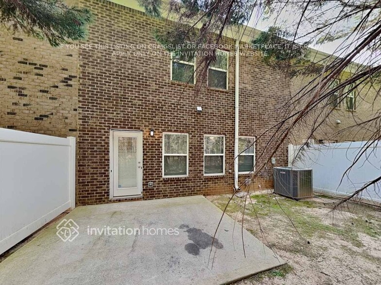 Building Photo - 260 Britt Dr