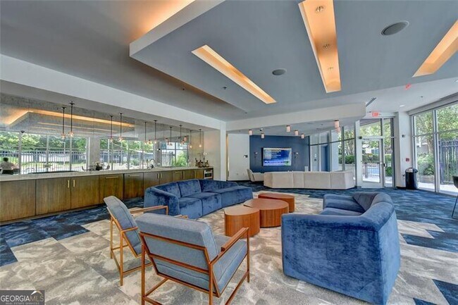 Building Photo - 44 Peachtree Pl NE