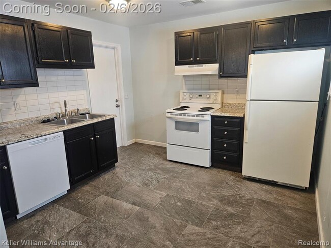 Building Photo - 9332 Lamont St