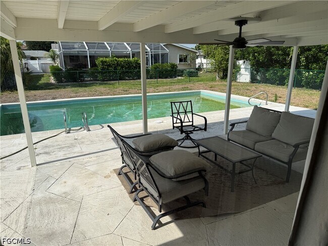 Building Photo - 1463 Tanglewood Pkwy