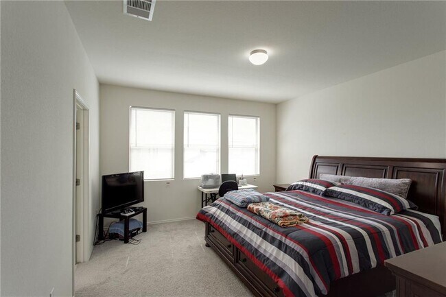 Building Photo - 9109 Garnet Dr
