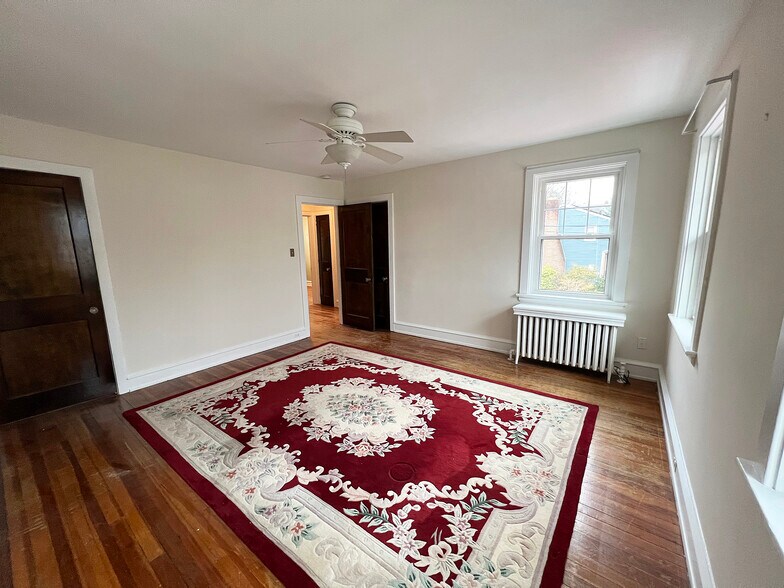 Bedroom 1, View 2 - 225 S 4th St