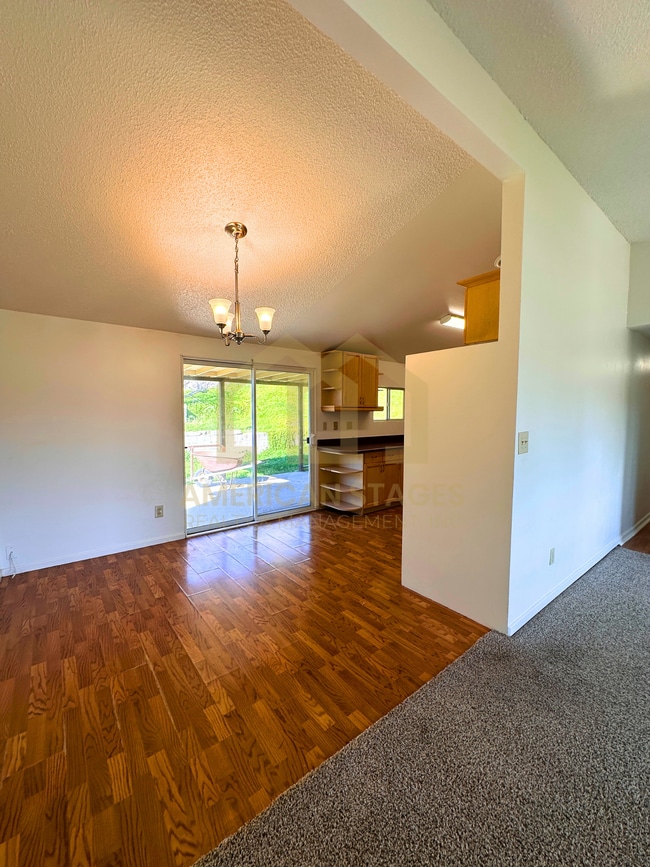 Building Photo - 3855 Via Mondo