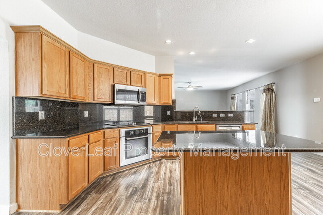 Building Photo - 407 Marbella Vista