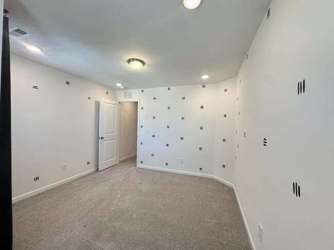 Building Photo - MODEL HOUSE-Experience refined living in the 3 bed, 2.5 bath, 2 car garage brand new, impeccably ...