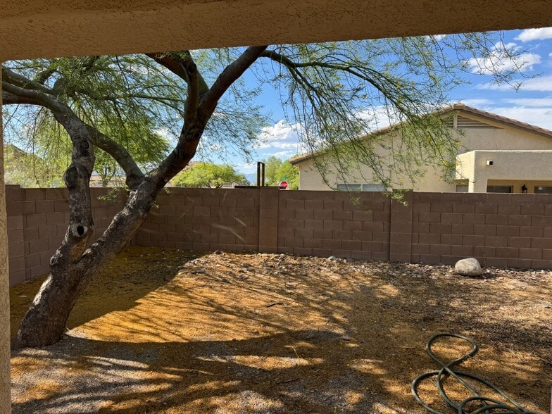 Building Photo - 12649 E Mandell Pass