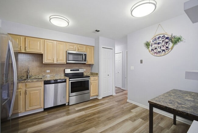 Building Photo - 2113 Ammer Ridge Ct