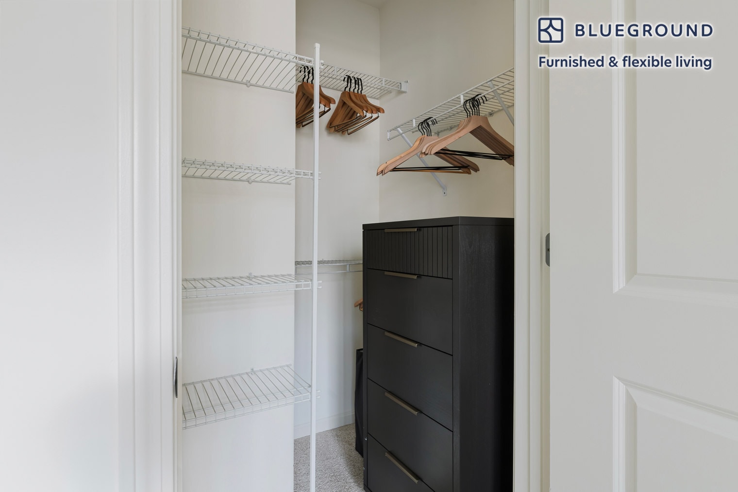 Building Photo - 333 Great River Rd