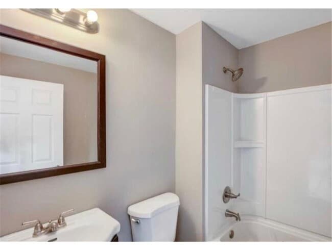 Building Photo - 1809 Baker Park Rd