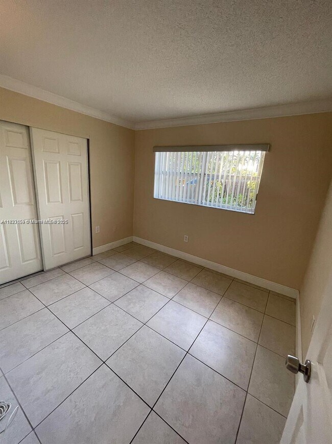 Building Photo - 6956 SW 111th Pl