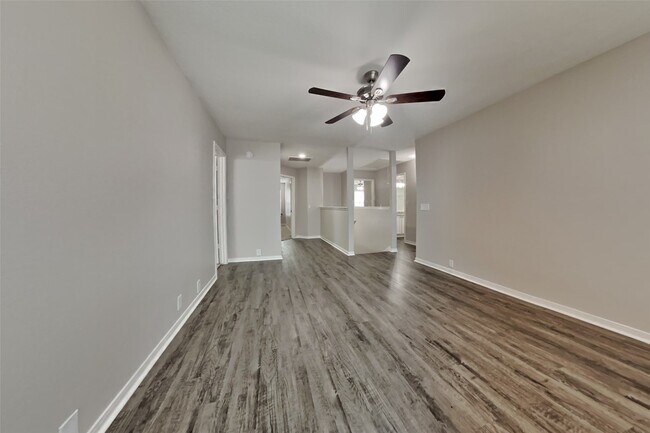 Building Photo - 11918 Solon Springs Dr