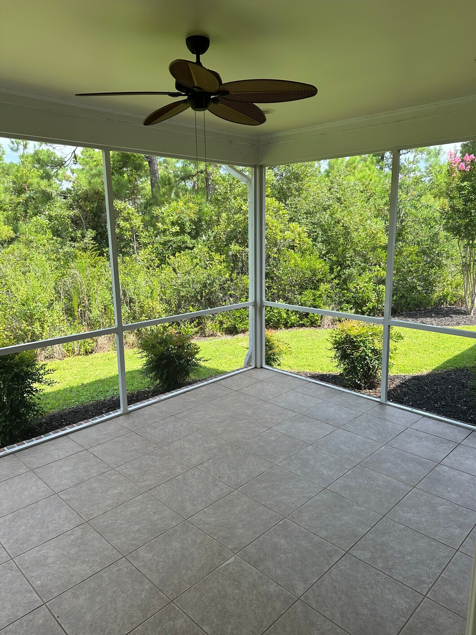 Building Photo - 8529 Oak Abbey Trl NE