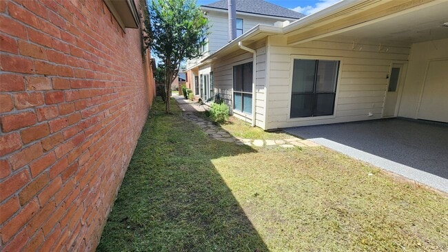 Building Photo - 4731 N Cashel Cir