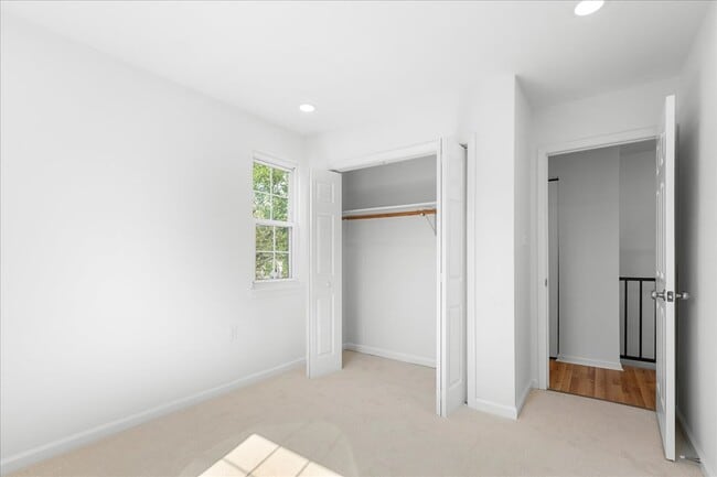 Building Photo - 239 Nottoway St SE