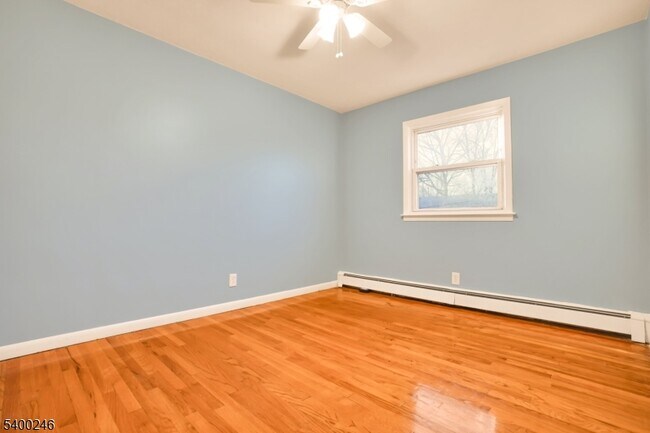 Building Photo - 726 Gates Terrace