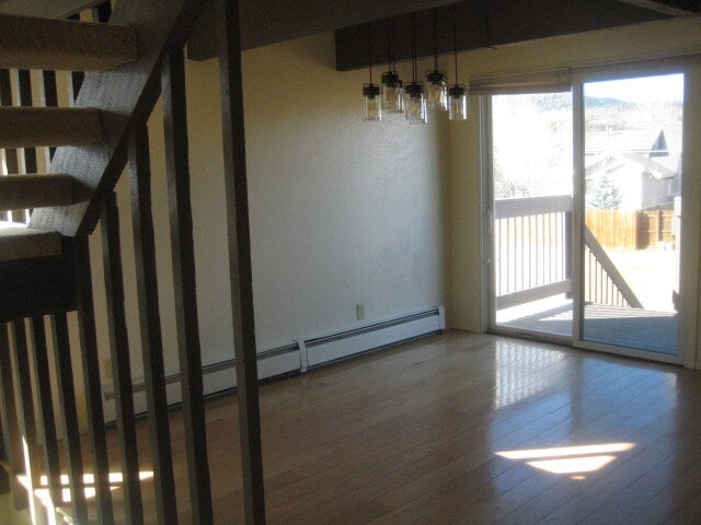 Dining room area - 554 Cartier Ct