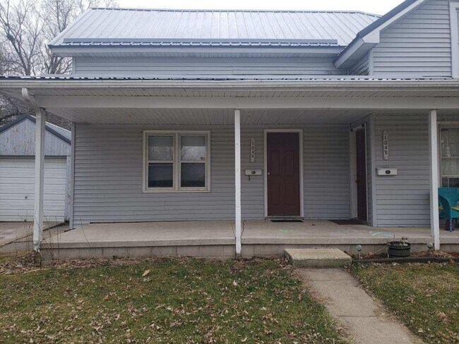 Primary Photo - 104 Sycamore St