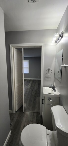 Building Photo - 3401 Hazelwood Ln