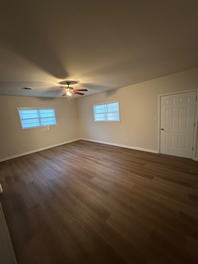 Building Photo - 35 Wiley Dr