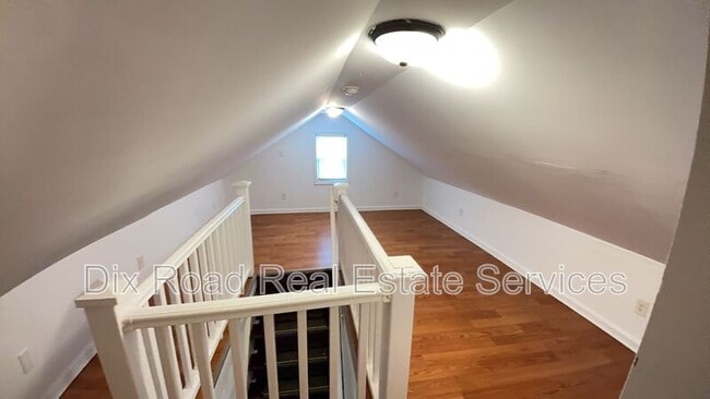 Building Photo - 1425 Welsh Ave