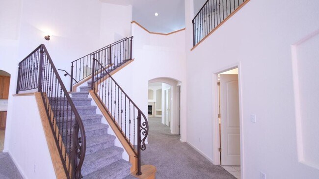Building Photo - 10315 Berryessa Dr