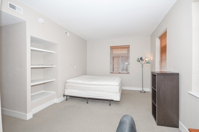 Building Photo - 603 Westgate Ave