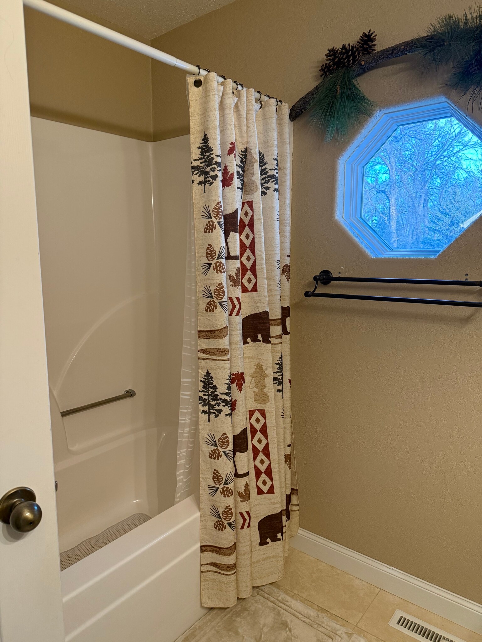 Building Photo - 3313 46th Ave SE