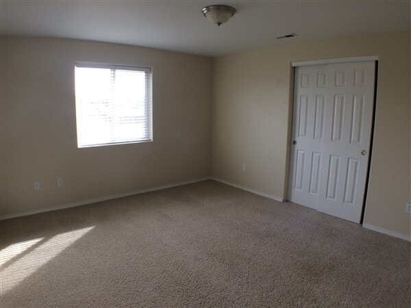Building Photo - Home in Antler Ridge Community-Redmond