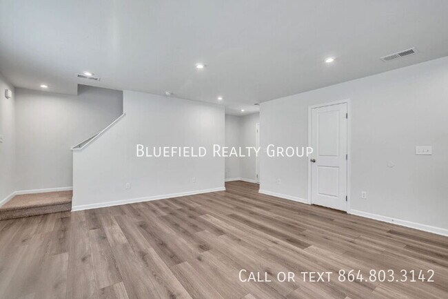 Building Photo - 139 Irish Vine Walk