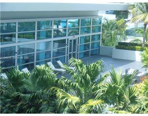 Building Photo - 2950 NE 188th St