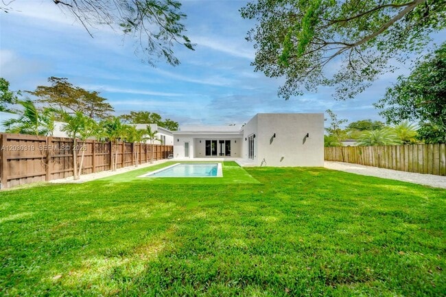 Building Photo - 8990 N Miami Ave