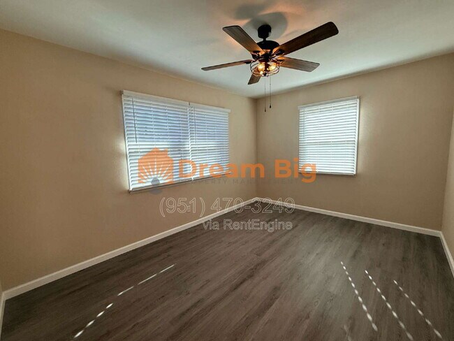 Building Photo - 1365 Stillman Ave