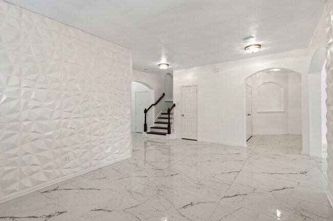 Building Photo - 21635 Alta Peak Way