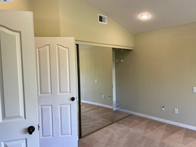 Building Photo - 4173 Garibaldi Pl