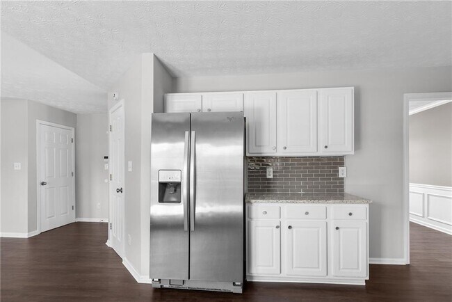 Building Photo - 1616 Amhearst Oaks Ct