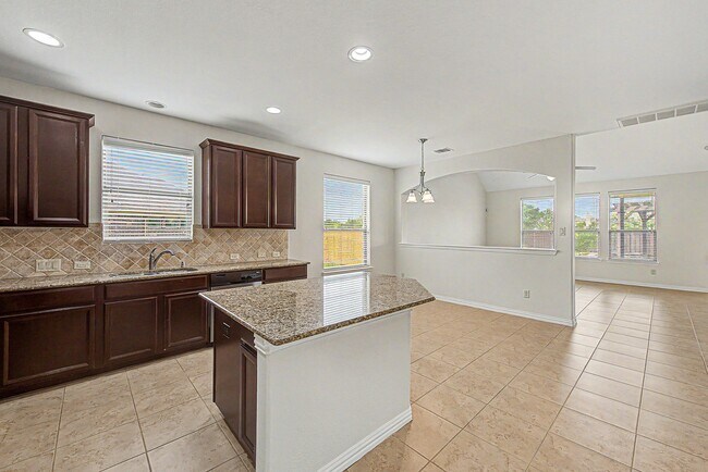 Building Photo - 2302 Blue Jay Ln