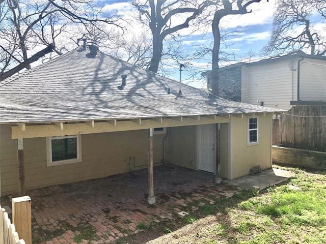 Building Photo - 905 Isbell Rd