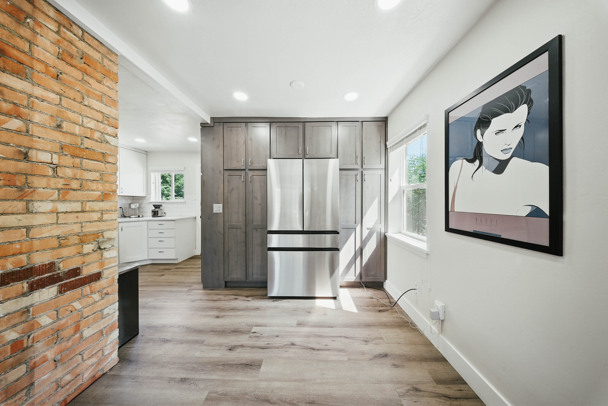 APT A - 259 E Herbert Ave