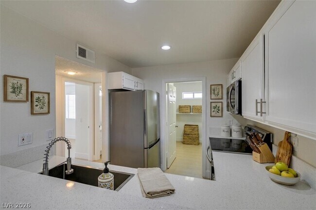 Building Photo - 1800 S Edmond St