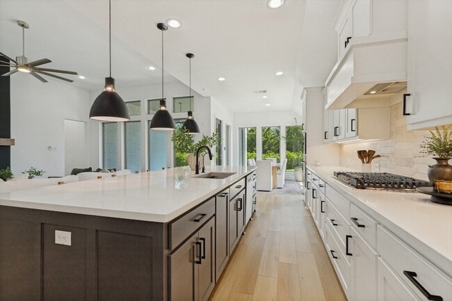Building Photo - 1513 Snapdragon Ct