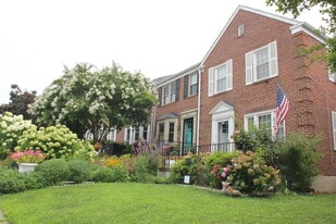 Building Photo - 209 Brandon Rd