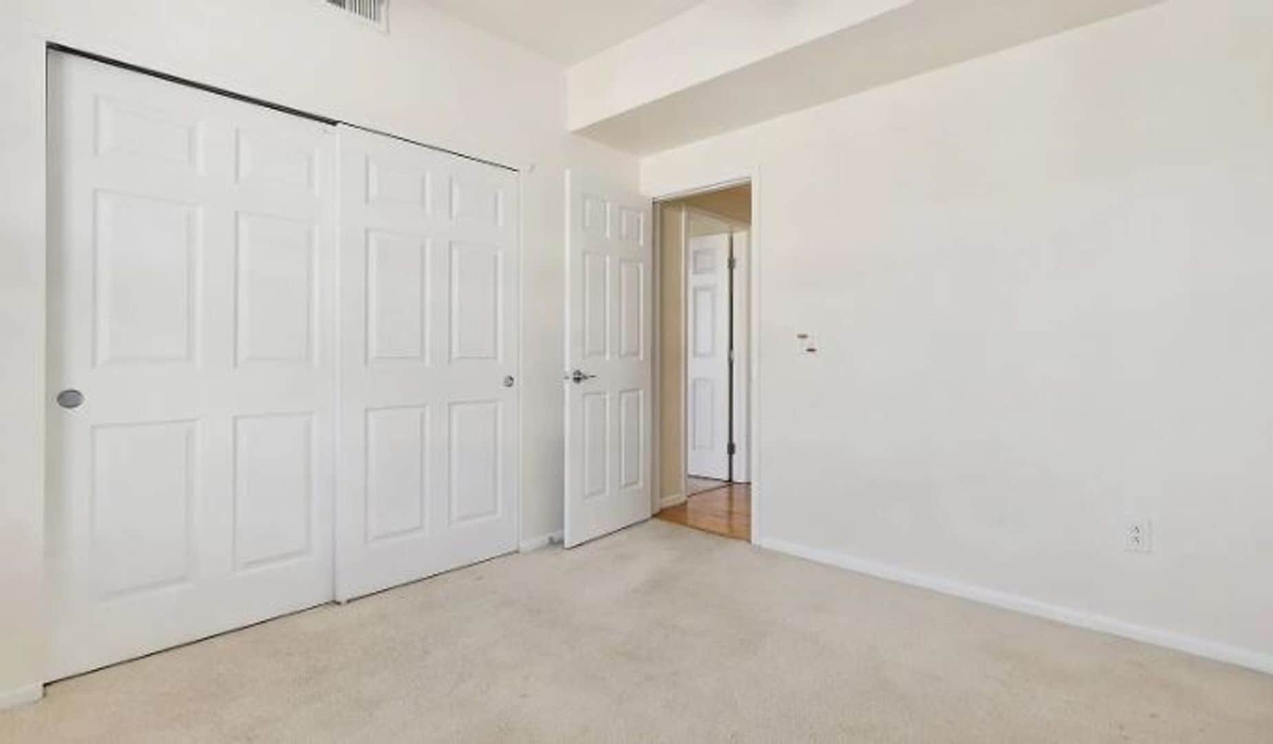 Building Photo - 3875 S Dayton St