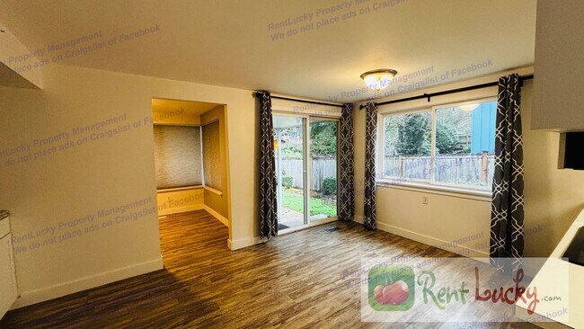 Building Photo - Charming 3 Bedroom Rambler + Large Storage/Shop  | Kent, WA