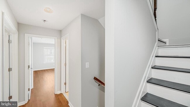 Building Photo - 4888 Dane Ridge Cir