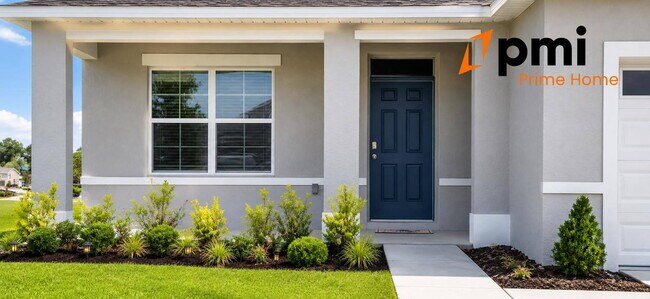 Building Photo - Stunning 5-Bedroom single family Home in Tavares | Spacious Layout & Modern Comforts