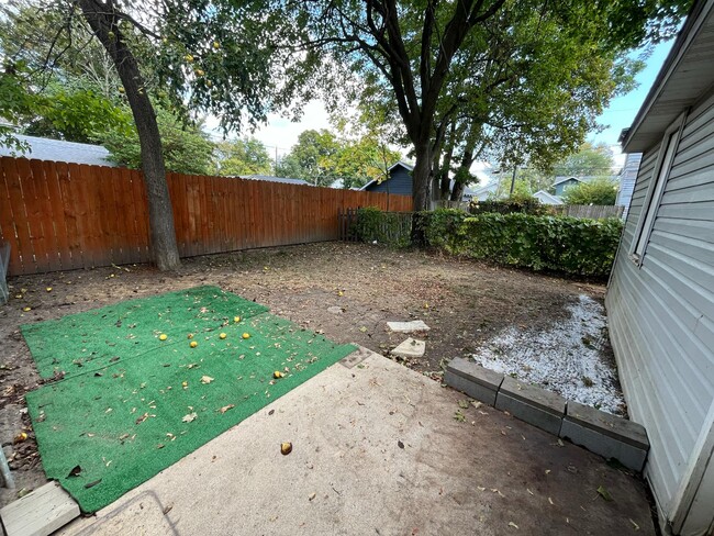 Building Photo - 4123 Buell Dr